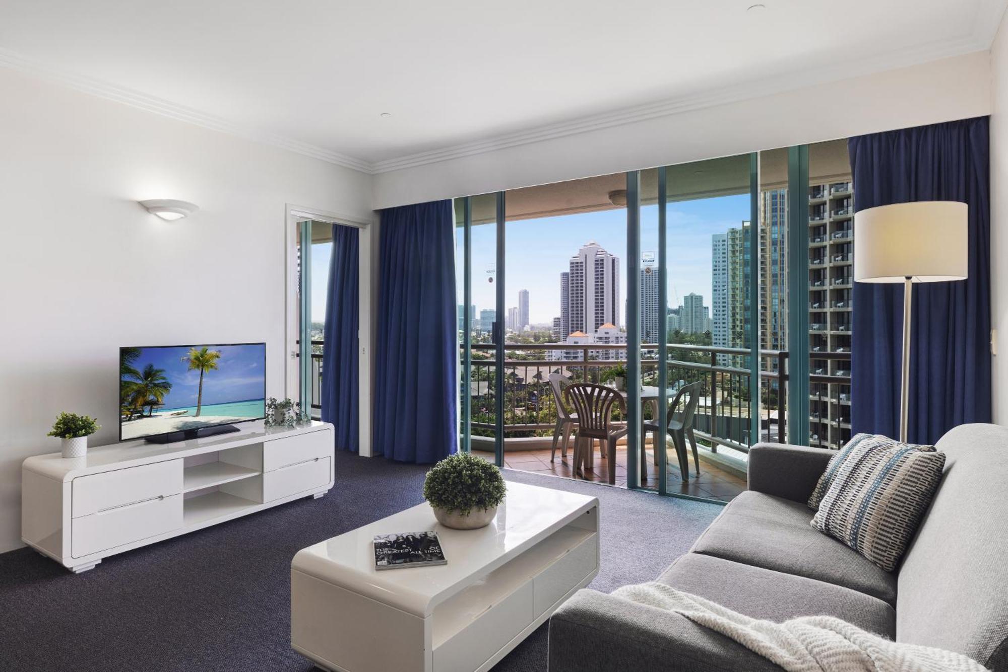Holiday Holiday Crown Towers Gold Coast Exterior photo