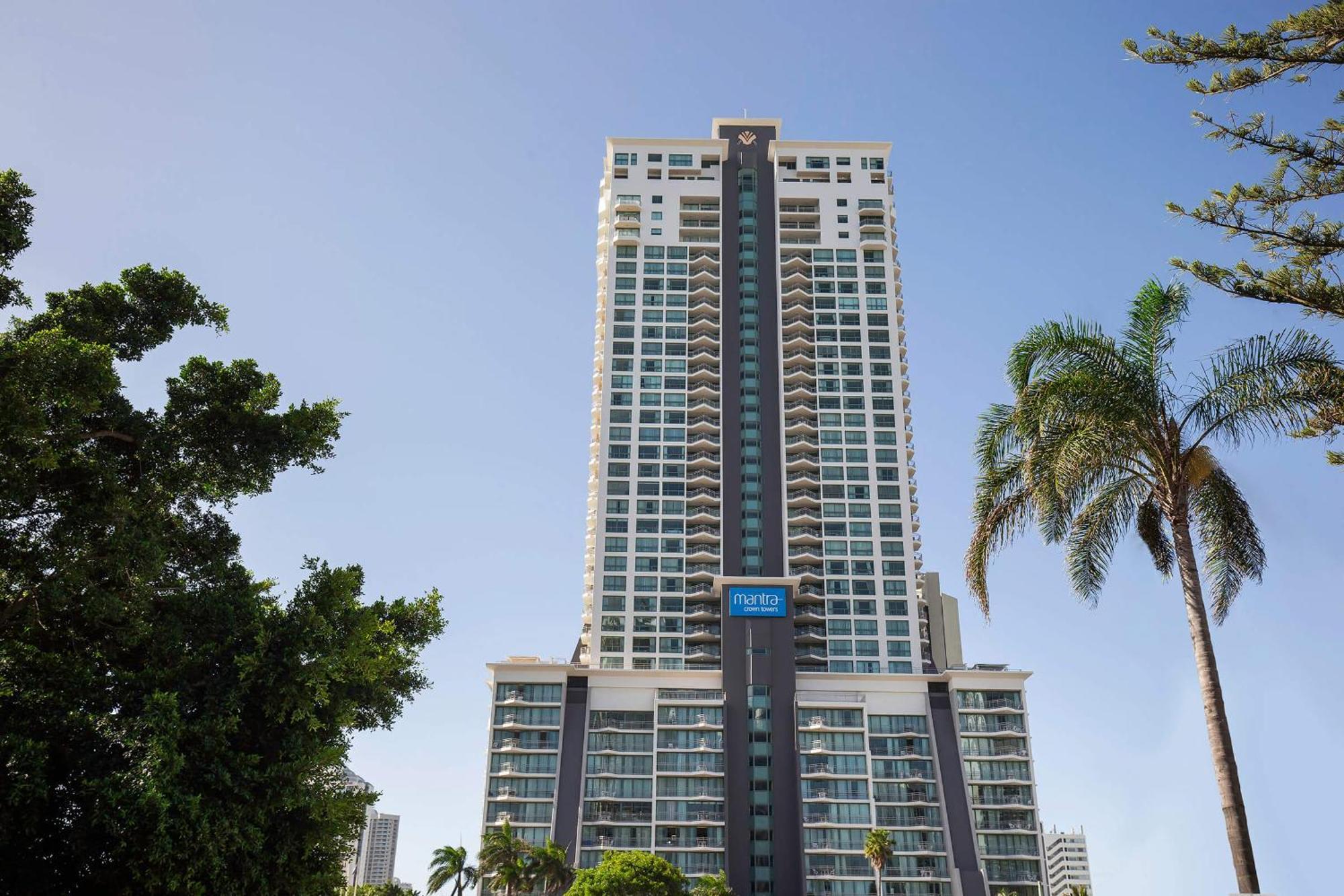 Holiday Holiday Crown Towers Gold Coast Exterior photo